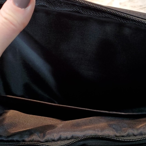 Targus Black Laptop Chromebook Double Case w Pockets and Shoulder Strap - Picture 4 of 6